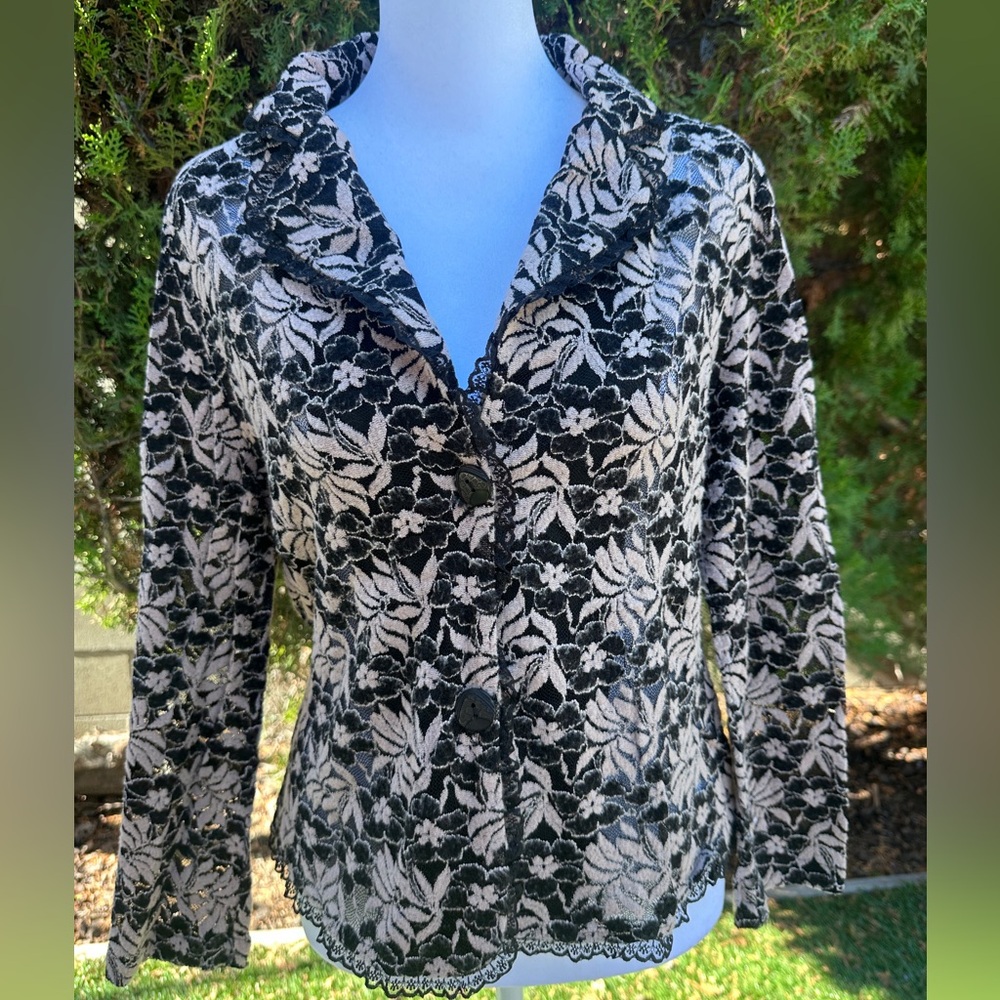 Women’s Ki Meng 100% Cotton Floral Lace Button-Up Blazer/ Jacket